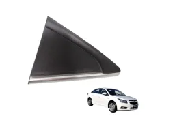 Moldura Acabamento Traseira Direita Gm Cruze 2012 A 2016