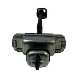 Limitador Porta Traseira Esquerda Tracker 2013 2014 A 2018