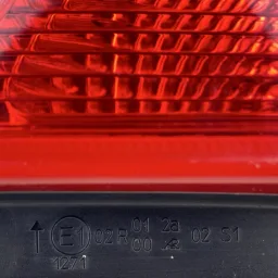Lanterna Traseira Esquerda Volvo Xc90 2003 A 2006 (Canto) 30634425