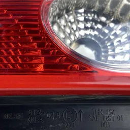 Lanterna Traseira Direita Volvo Xc90 2003 A 2006 ( Canto )