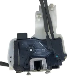 Fechadura Porta Dianteira Esquerda Hyundai Ix35 2010 A 2022 A045035
