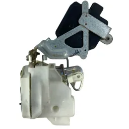 Fechadura Porta Traseira Esquerda Pajero Tr4 2005 a 2009