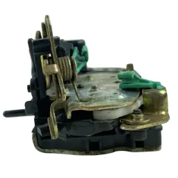Fechadura Porta Traseira Esquerda Ram 2500 5.9 2005 A 2009