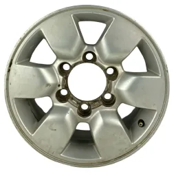 Roda Aro 15 Toyota Hilux 2005 a 2011 6X139,7MM Detalhe