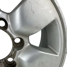 Roda Aro 15 Toyota Hilux 2005 a 2011 6X139,7MM Detalhe