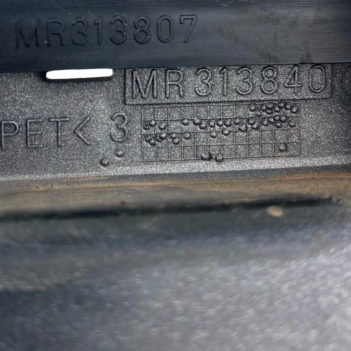 Maçaneta Externa Traseira Direita Pajero Sport 1999 a 2011 MR313840