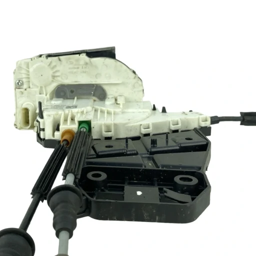 Fechadura Porta Traseira Esquerda Fiat Toro 2016 A 2020 C64989-104 C49550-104 52028385 40136025-007