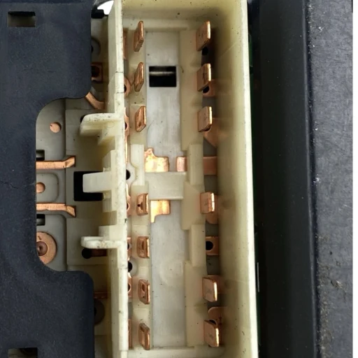 Comando Vidro Eletrico Lado Esquerdo Captiva 2007 A 2015 8608A187
