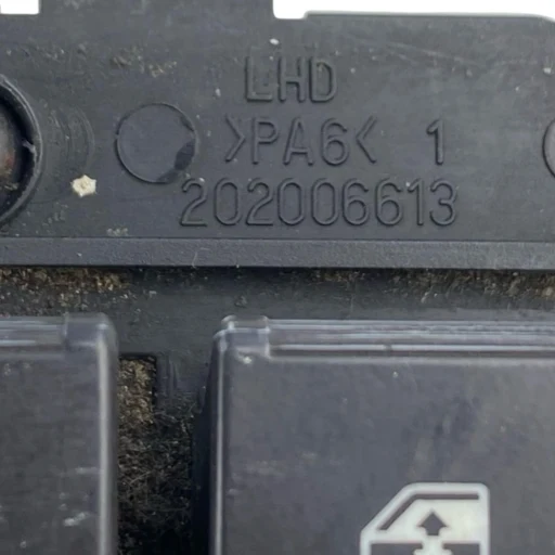 Comando Vidro Eletrico Lado Esquerdo Captiva 2007 A 2015 8608A187