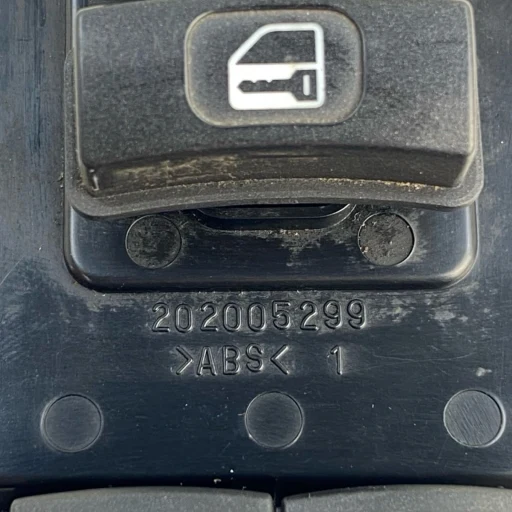 Botão Comando Vidro Lateral SsangYong Kyron 2008 a 2013 202005299