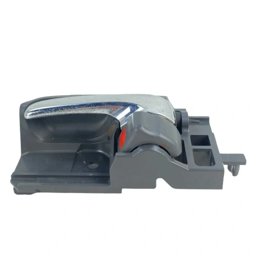 Maçaneta Int Porta Traseira Esq Hilux SW4 200 a 2015 2/4p