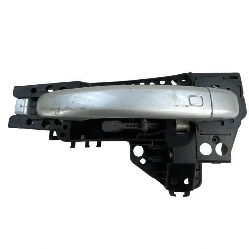 Maçaneta Ext. Traseira Esquerda Audi Q5 2010 a 2017 C/Sensor