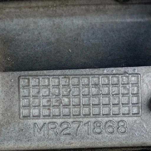 Maçaneta Ext. Porta Dianteira Direita Pajero TR4 2003 a 2015 MR271868