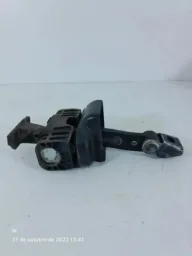 Limitador Porta Bmw 118 120 130 Dianteira 2005 A 2011