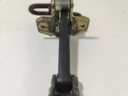 Limitador Porta Bmw 323i Traseiro direito 2000