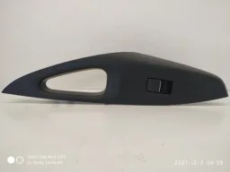 BotAo Vidro Corolla TrasEIRO DirEITO 2020 2021 2022 2024