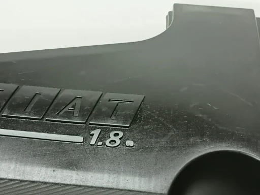 Tampa Capa Protetora Motor Fiat Strada 1.8 Locker 2009 2010 55195719