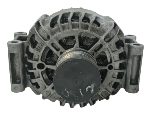 Alternador Mercedes C180 C200 1.8 Kompressor 2008 2009 2010 A0009063000 A0009067902