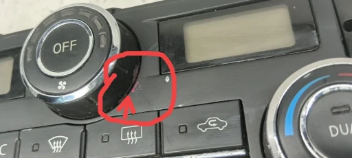 Comando Ar Condicionado Digital Nissan Frontier 2013/2016 19D840A