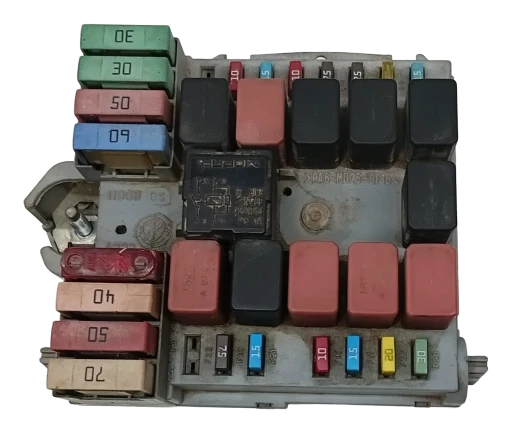 Caixa Fusível Fiat Ducato 2.3 Diesel 2011 2012 2013 2014 1332044080