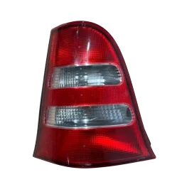 Lanterna traseira esq Mercedes classe a 160 2005