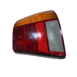 Lanterna traseira direita vw polo 1997