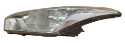 Farol diant esq Hyundai HB20 2013 Avaria carcaça quebrada