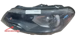 Farol dianteiro esq vw gol 2023 aviado engate/descascado