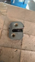 Fechadura porta dianteira direita Fiat uno 91 2p