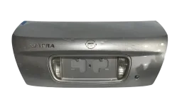 tampa traseira nissan sentra 2005 2006