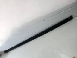 Moldura Soleira Porta Direita Renault Oroch 15/20 769512493r