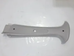 Moldura Acabam Coluna Central Esquerda Corsa Classic 09/16