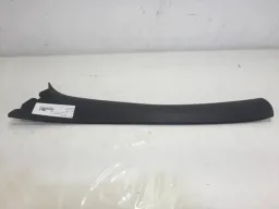 Moldura Coluna Parabrisa Esquerda Strada 2015/2020 714257000