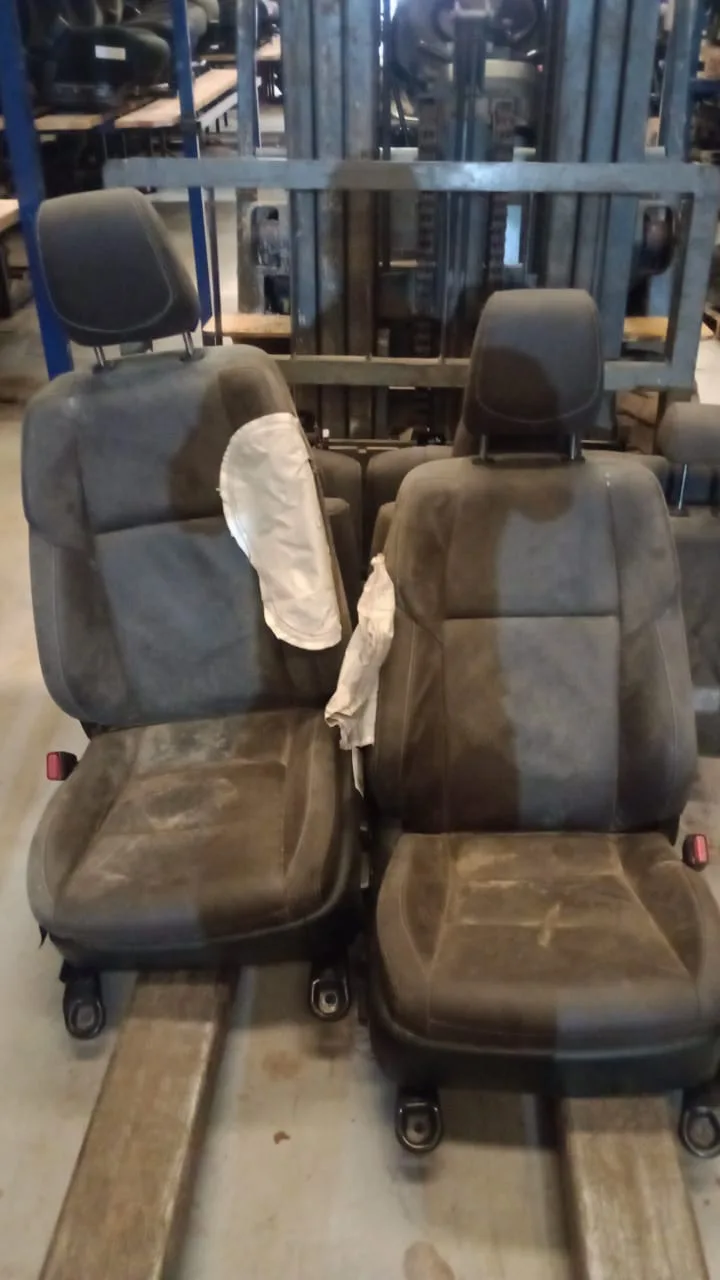 JOGO DE BANCO HILUX 2019