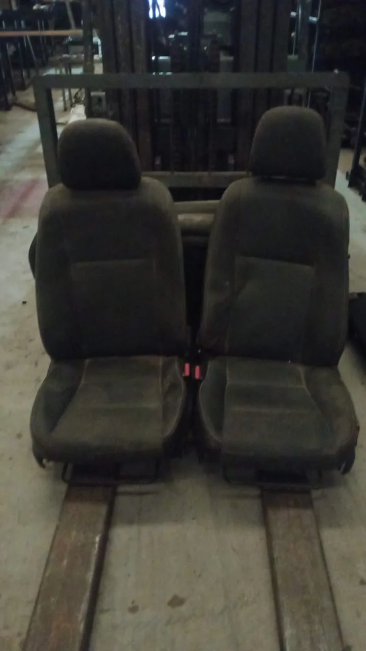 JOGO DE BANCO YARIS HB 2019