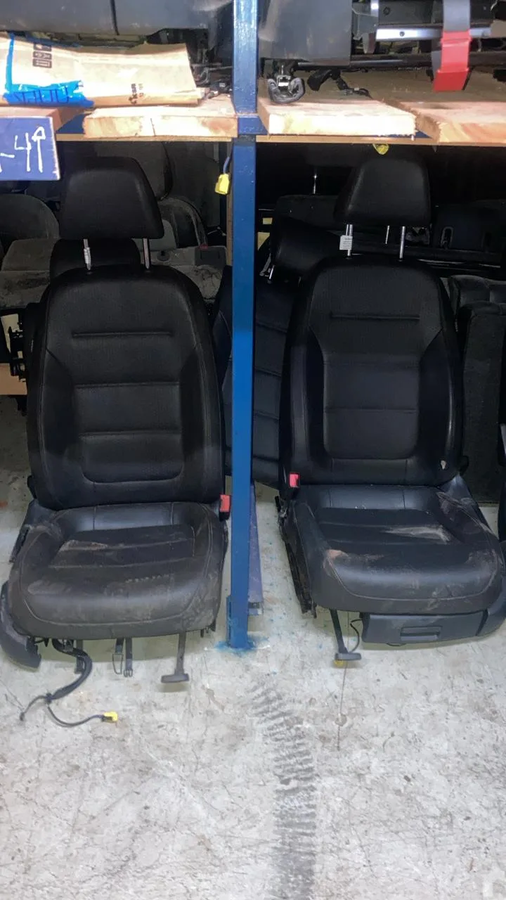 JOGO DE BANCO JETTA 2015 DE COURO