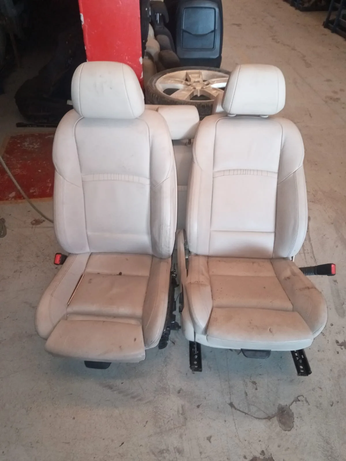 JOGO DE BANCOS BMW 528 2016