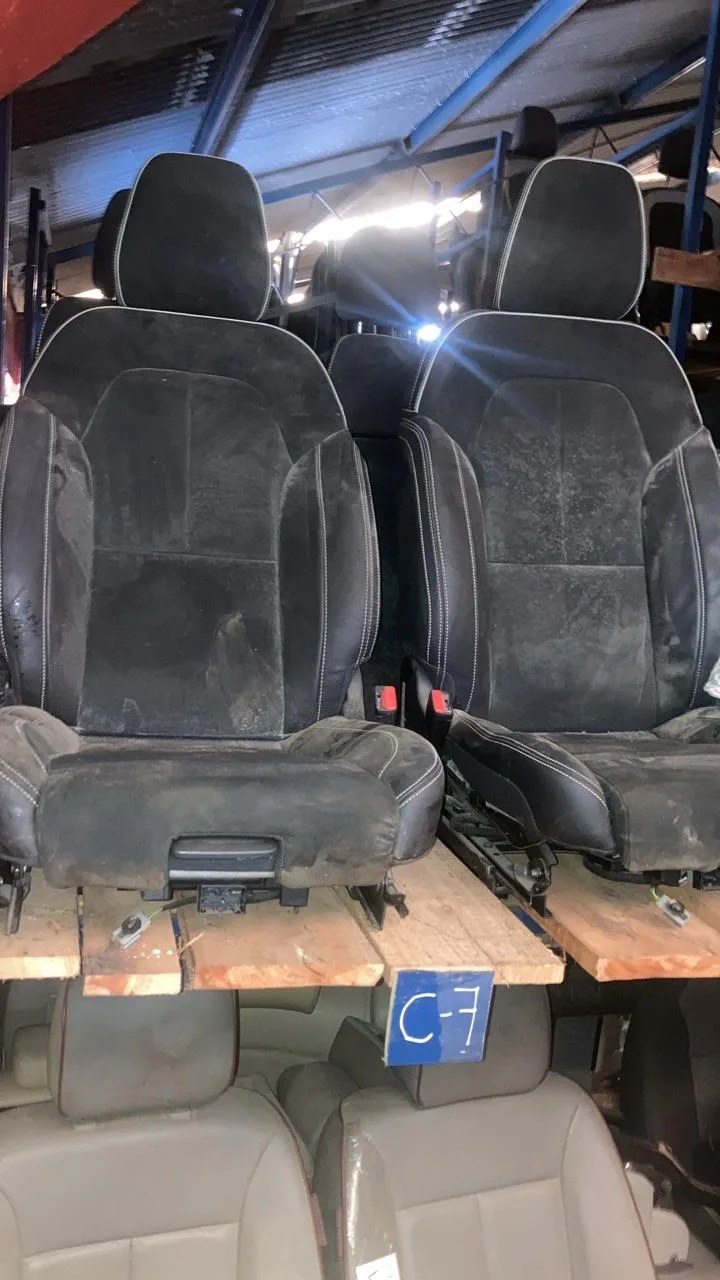 JOGO DE BANCO XC40 T5 2021/2022