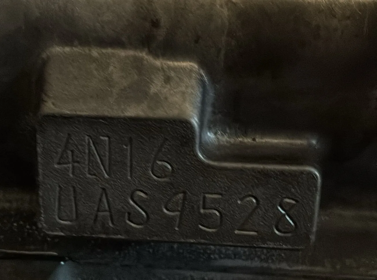 Motor MITSUBISHI KATANA AT4 25.26