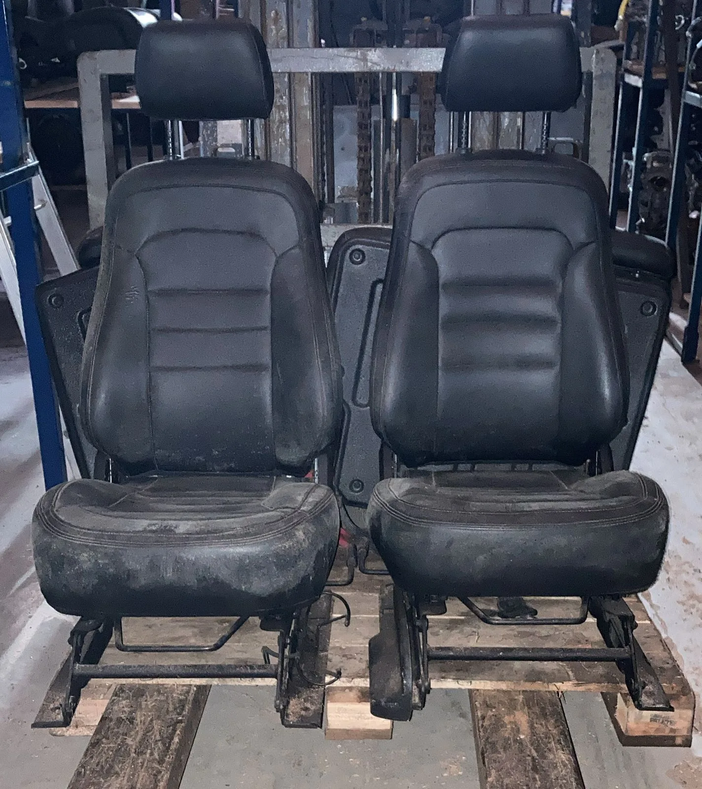 JOGO DE BANCO TROLLER 16