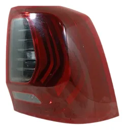 Lanterna Renault Oroch 2016/2023 Traseira Direita