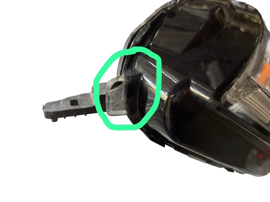 Farol Esquerdo  FORD Ecosport 2018 2019 a 2021 C/ Xenon