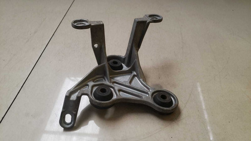 Suporte Bomba Abs Mercedes C180 2011