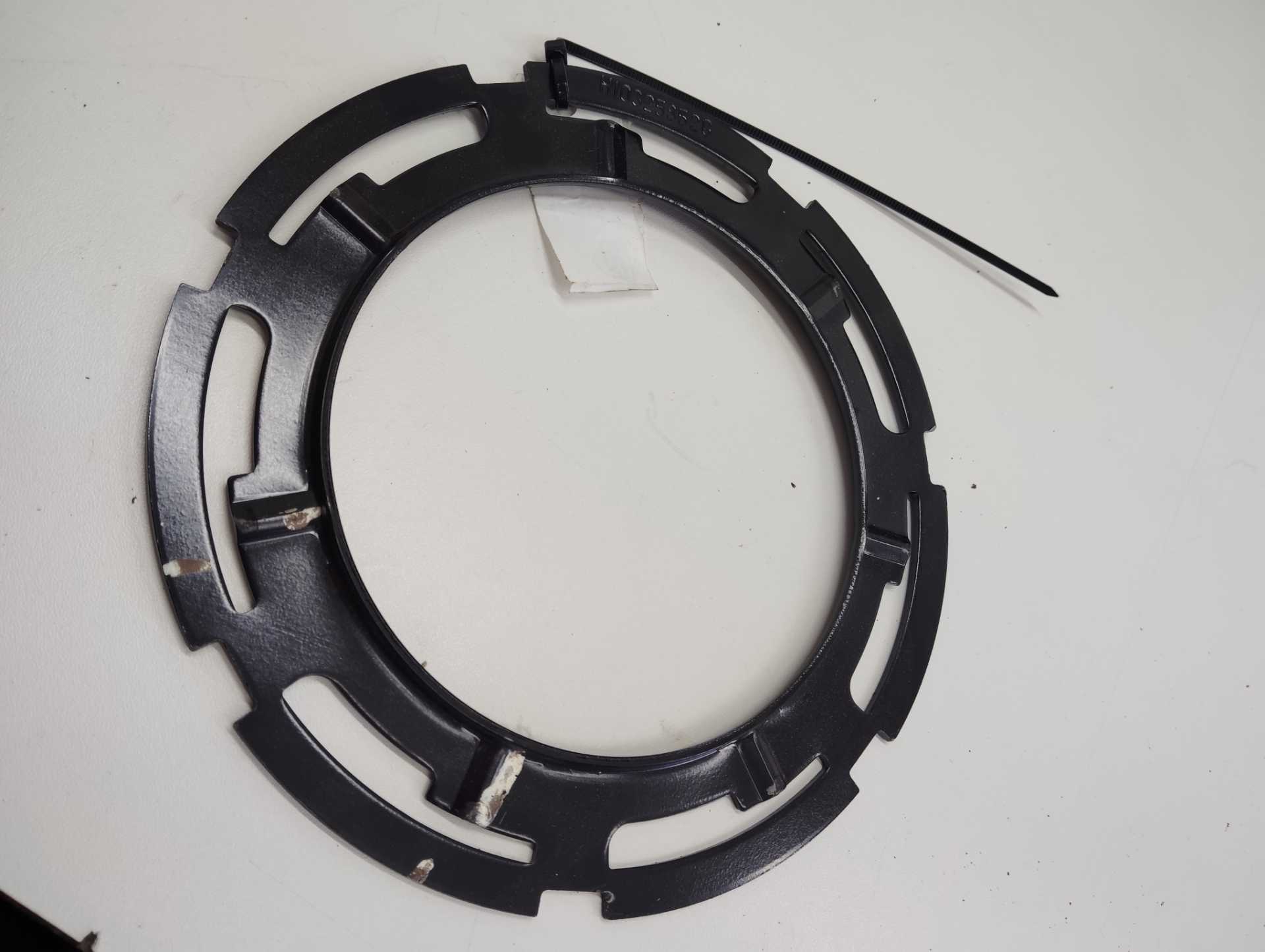 Trava Bomba Combustível Chevrolet Cruze Lt 1.8 At 2012