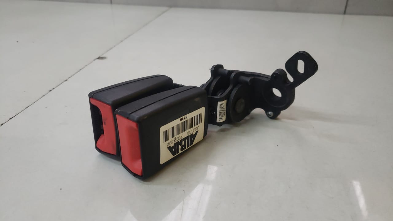 Engate Cinto Segurança Traseiro Golf Tsi 2014-2019 5gm857739