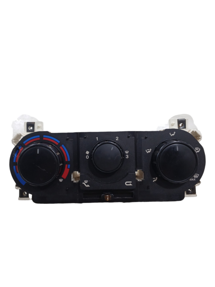 COMANDO DO AR  FIAT STRADA 2013 USADO C/DETALHE