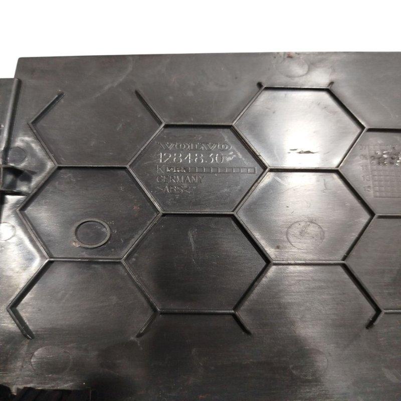 Acabamento console central volvo xc60 2011 2013