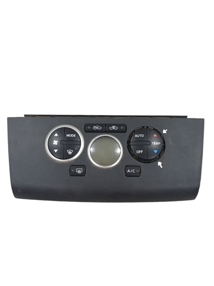 COMANDO DO AR NISSAN TIIDA 2009 USADO COM DETALHE