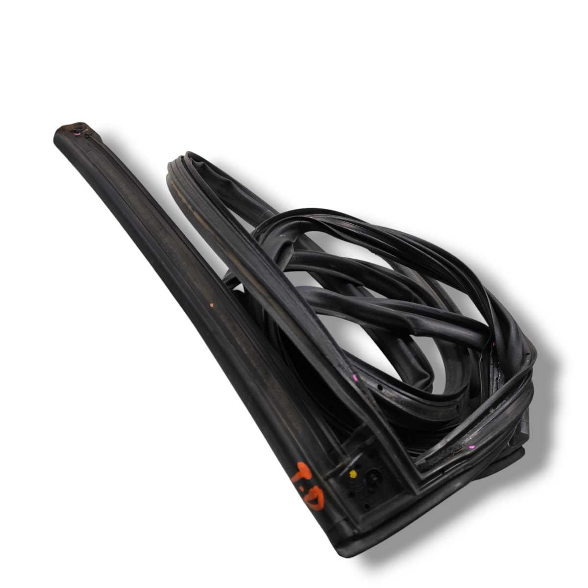 Borracha vedação porta traseira direita Chevrolet Onix 2020