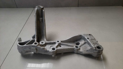 Suporte Balança Dianteira Direita  Vw Jetta 2008 A 2010